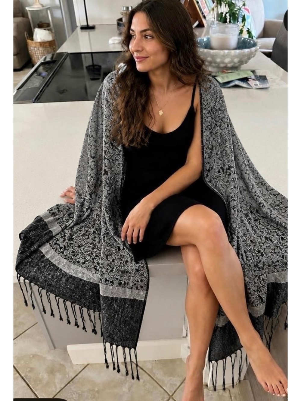 Pashmina Silk Shawl Wrap 70% Pashmina 30% Silk Black Gray Paisley Fringe